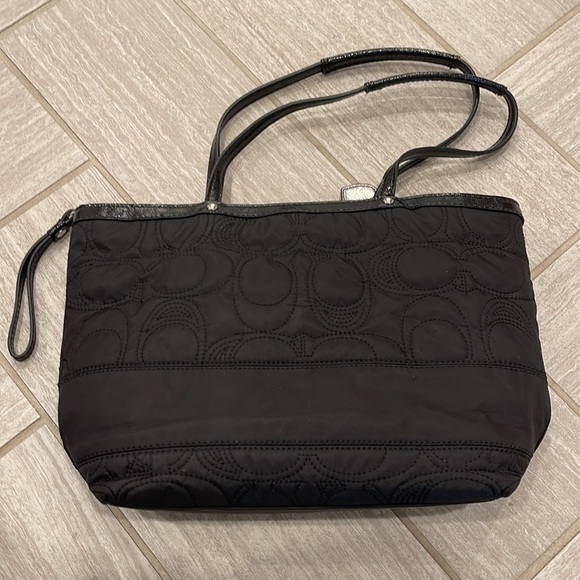 Coach purse - Picture 5 of 7